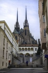 brno cathedral overdag