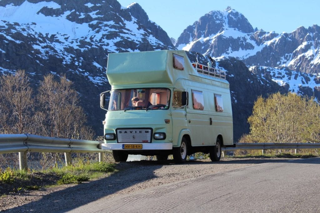 camper groen noorwegen roadtrip
