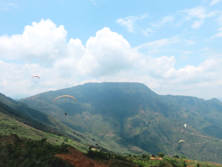 chicamocha paragliden Colombia