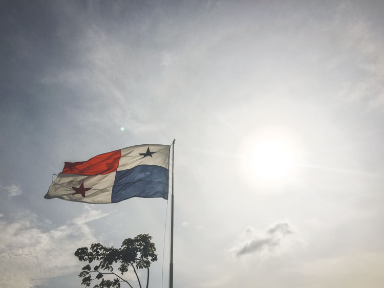 doen in Panama vlag