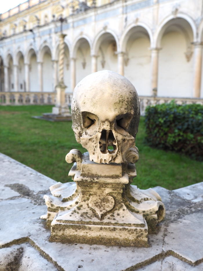 doodshoofden in Certosa di San Martino