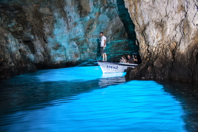 eiland vis kroatie blue cave