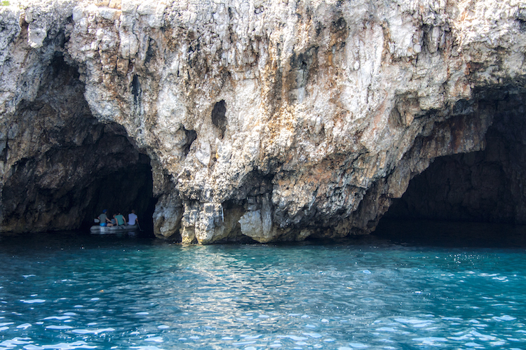 eiland vis kroatie grotten