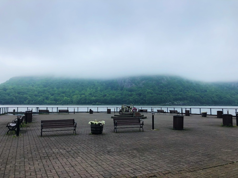 hiken cold spring new york water