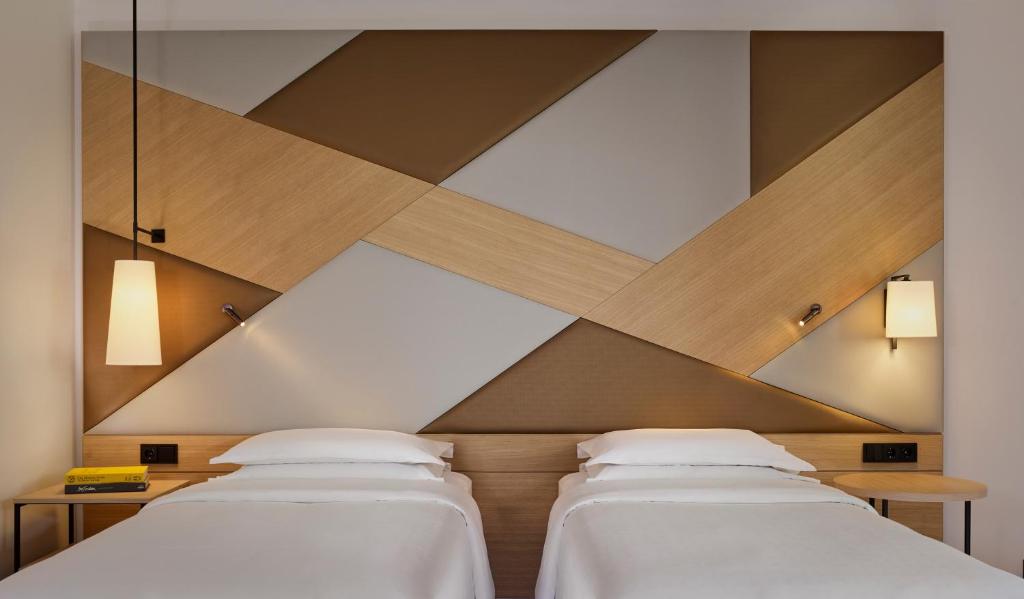 hip hotel schiphol sheraton