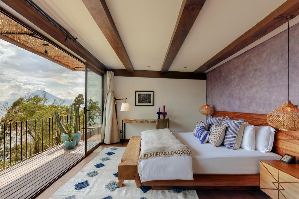 hotel lake atitlan guatemala