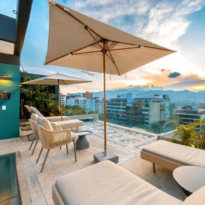 hotel medellin colombia