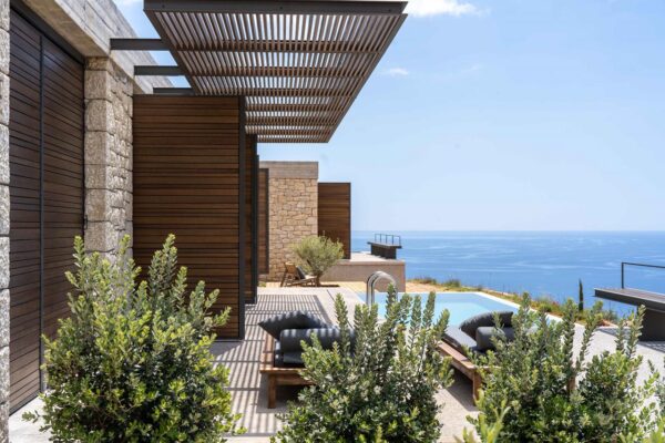 hotel peloponnesos agio nikolaos earth sky