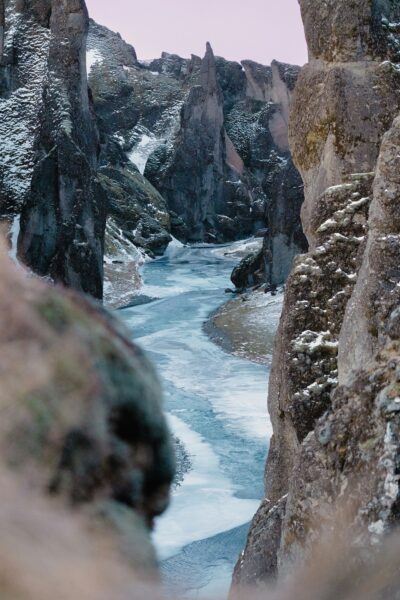 ice canyon ijsland