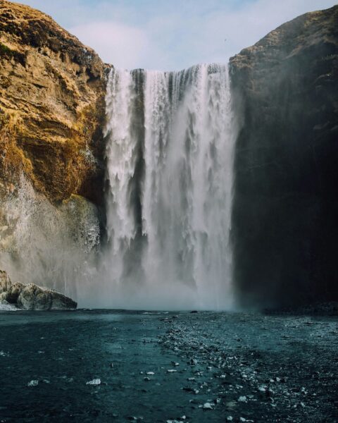 ijsland watervallen skogafoss