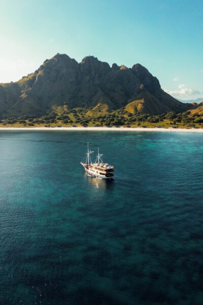 komodo eilanden tour travass life