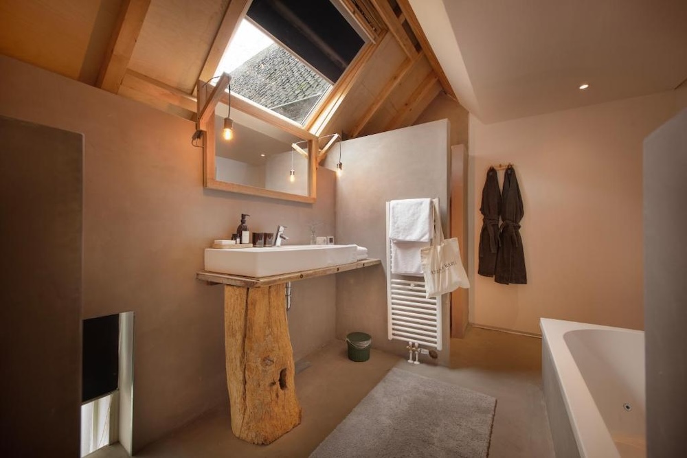 la reve B&B badkamer
