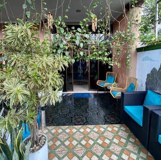 mador malang hostel