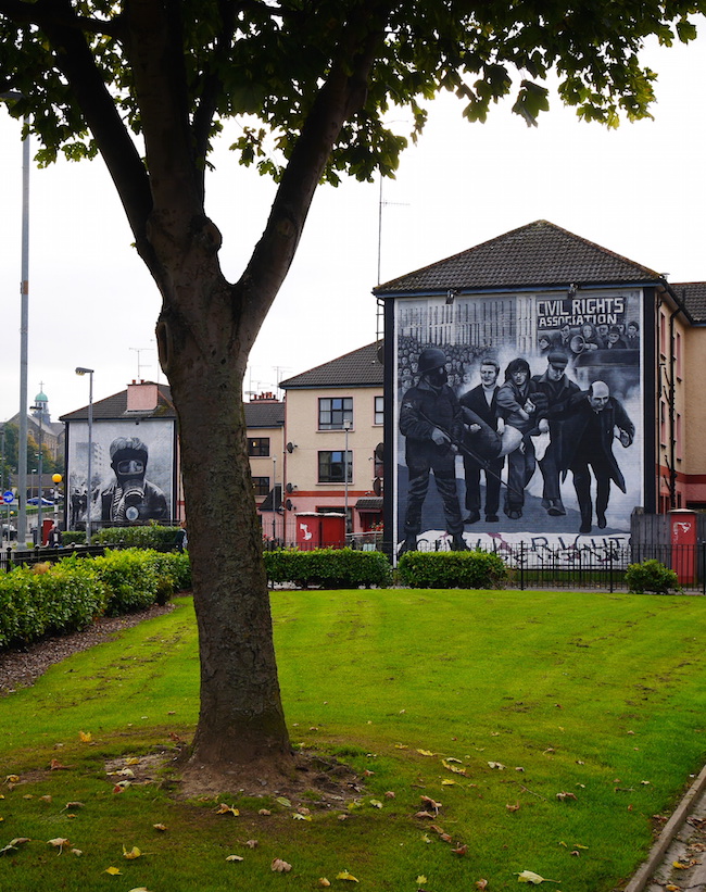 murals in derry londonderry