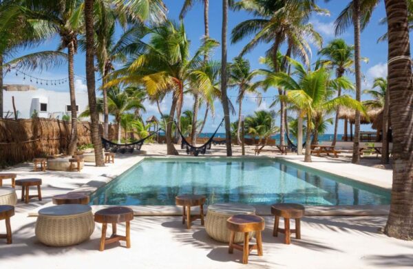 nilu isla mujeres hotel