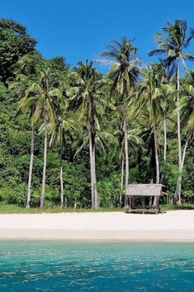 onbewoond eiland expditie filipijnen