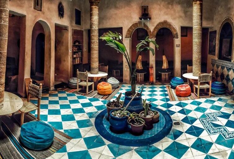 overnachten essaouira, chill art hostel