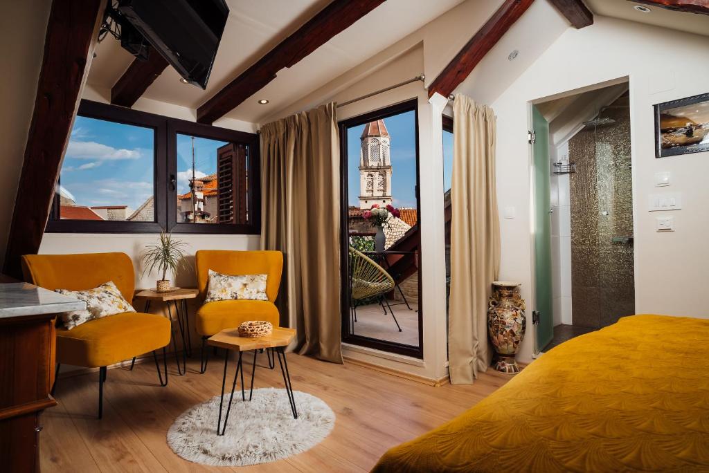 overnachten trogir kroatie hotels