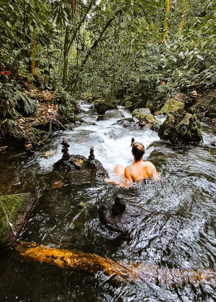 relaxen in de hotspring