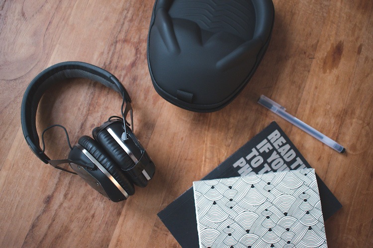 review headphones V-mode Crossfade-3review headphones V-mode Crossfade-3