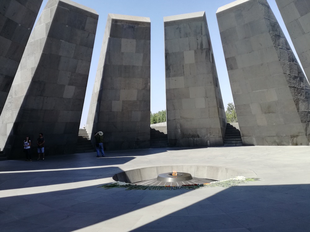 rondreis georgie armenie azerbeidzjan genocide monument armenië
