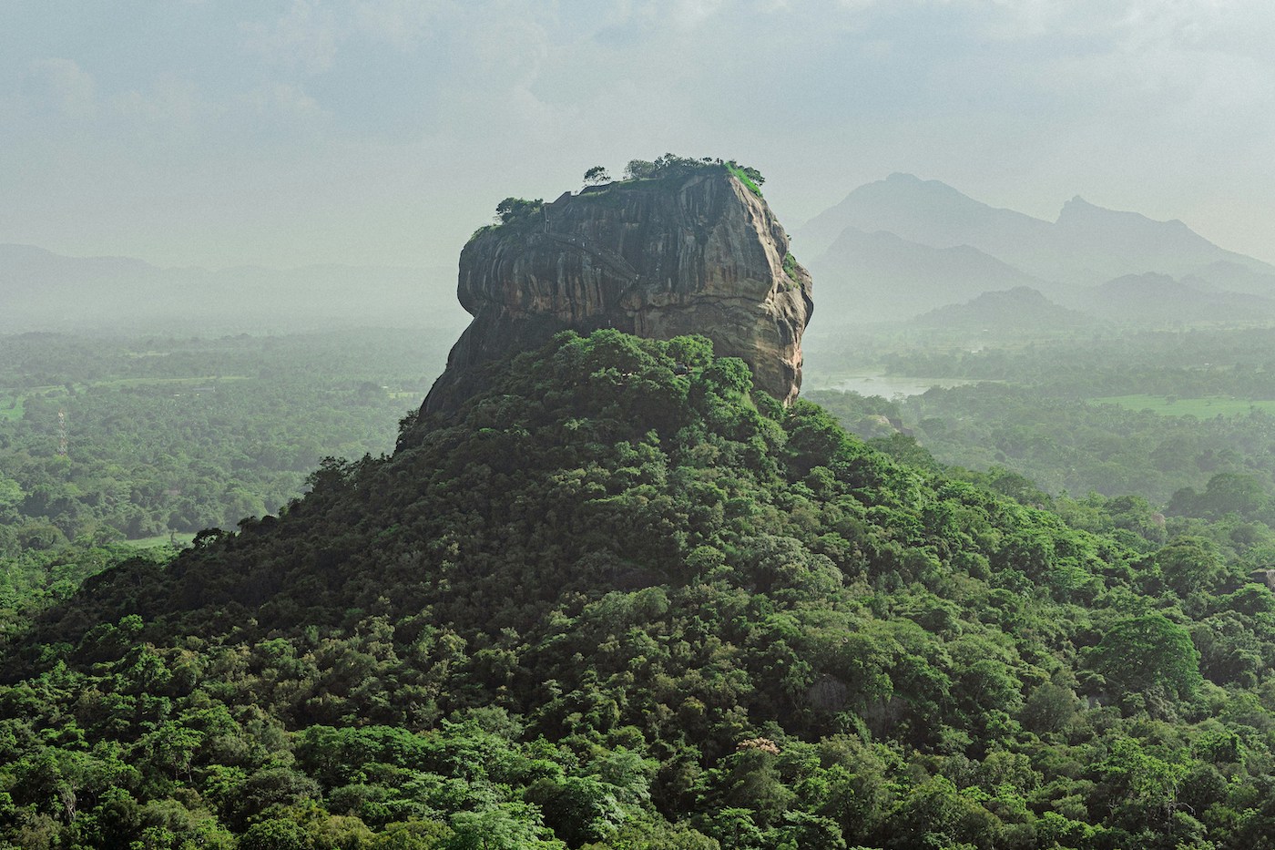 sigiriya lion rock leeuwenrots sri lanka