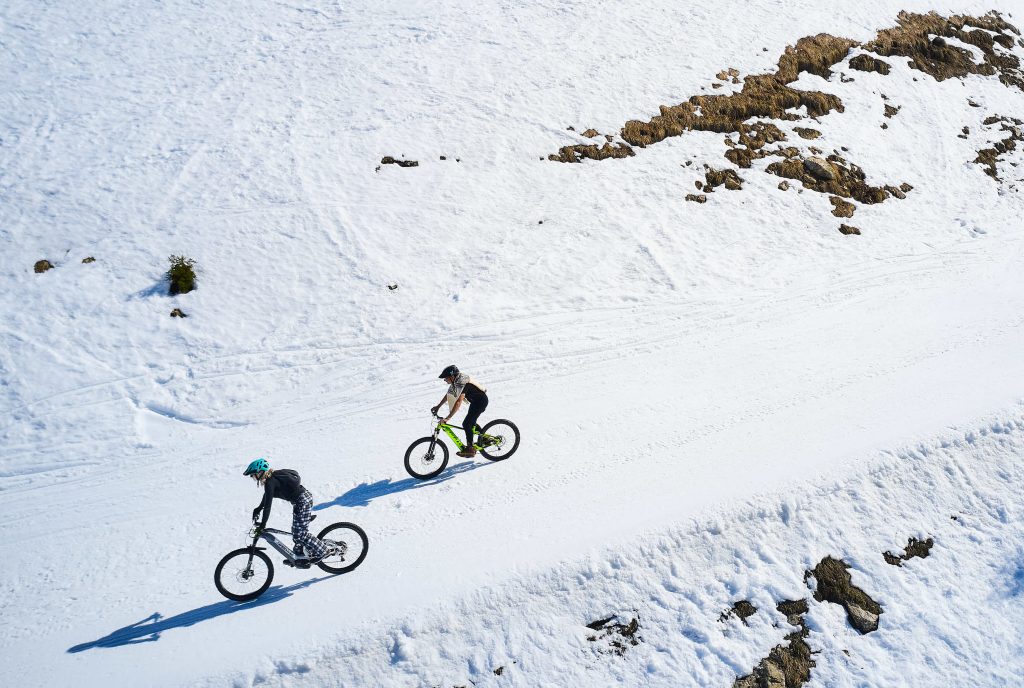 snowbike wintersport trein frankrijk