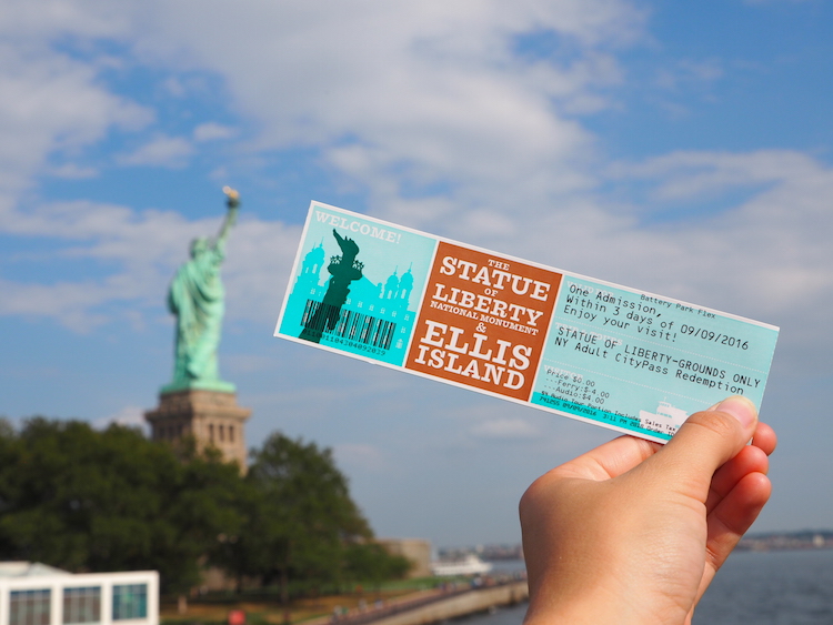 statue-of-liberty-ellis-island-new-york-citypass