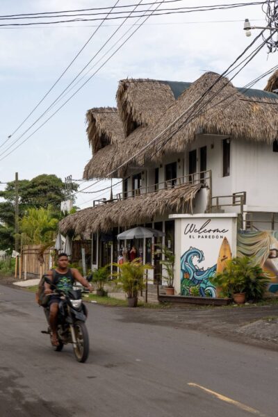 strandhuisje El Paredon Guatemala