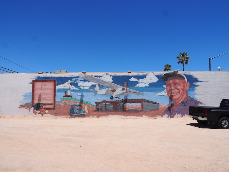 Joshua tree national park tips Streetart Twenty Nine Palms streetart