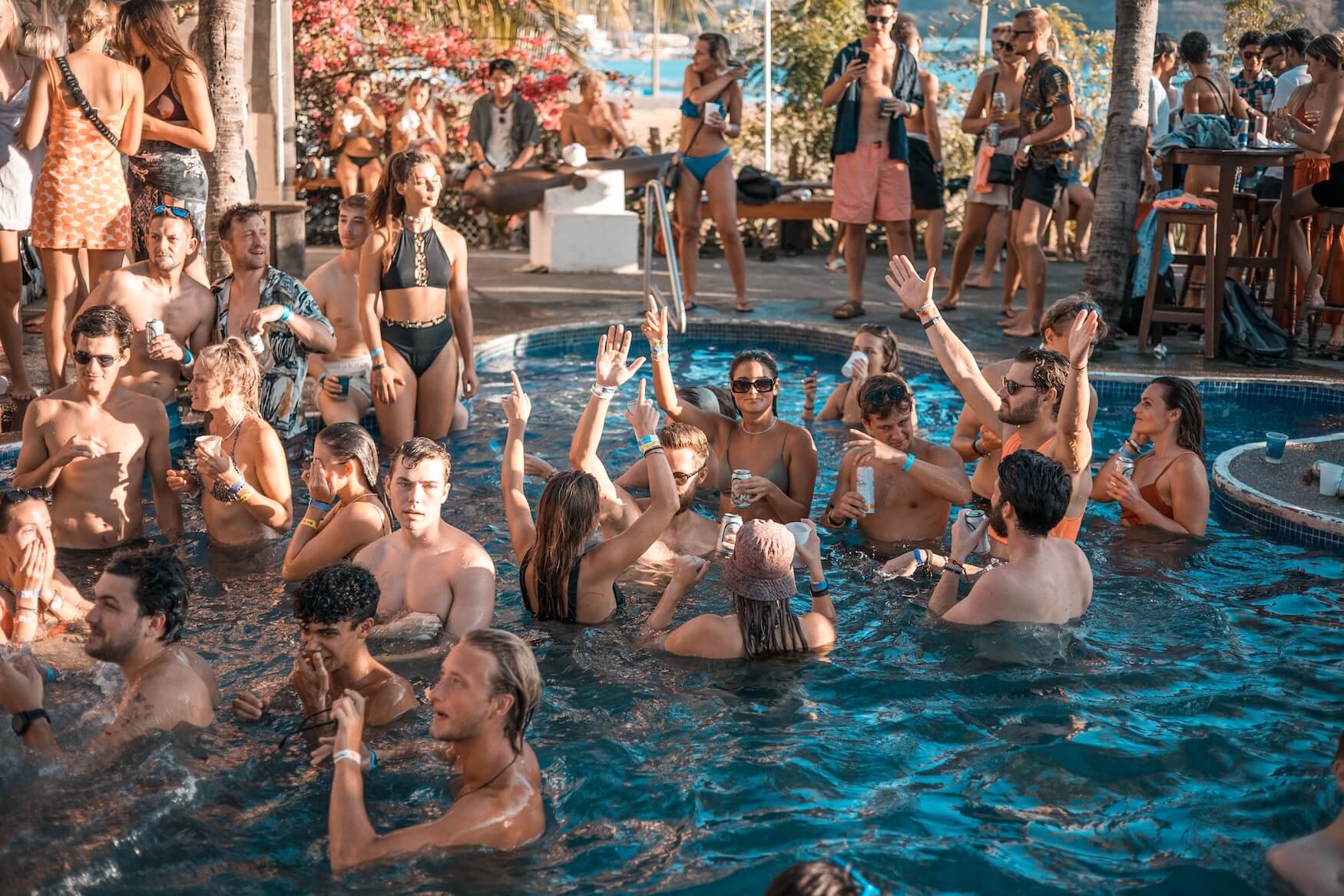 sunday funday poolparty
