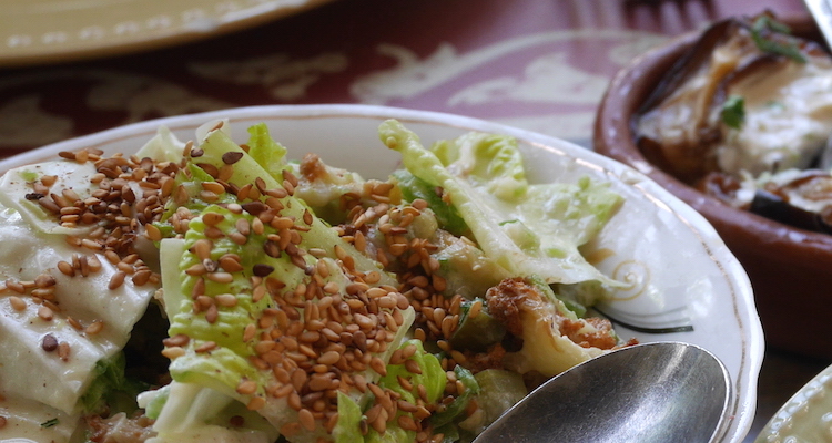 tahini salade eten in jordanie