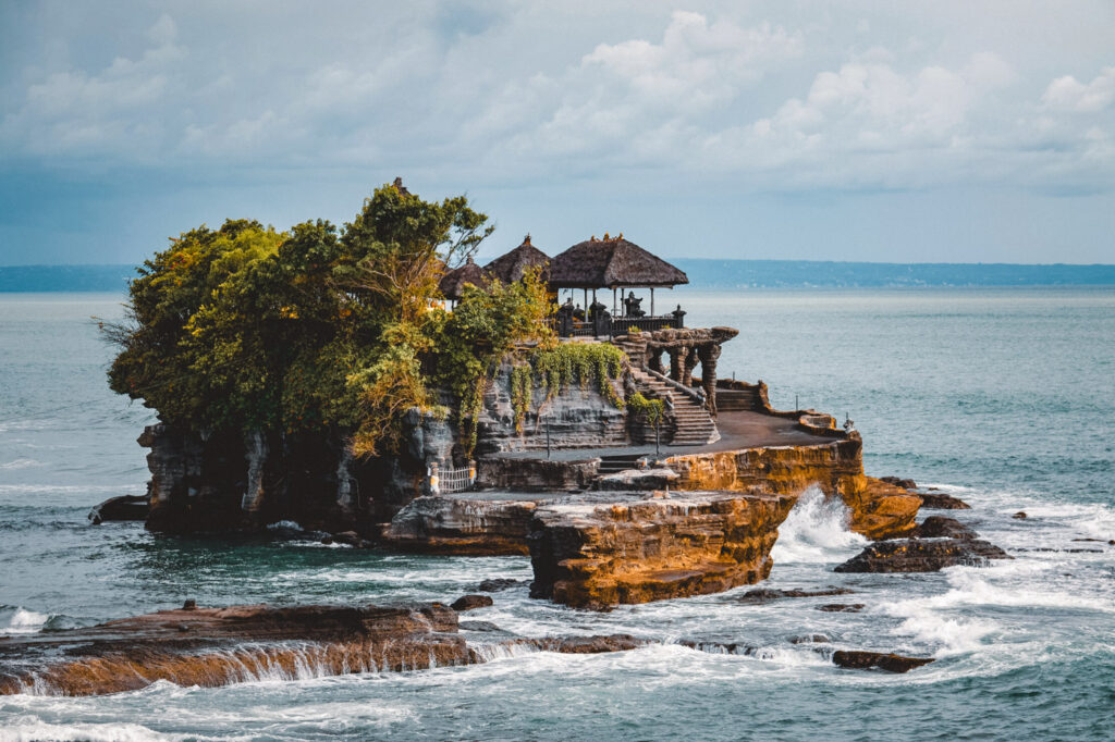tanah lot tempel bali