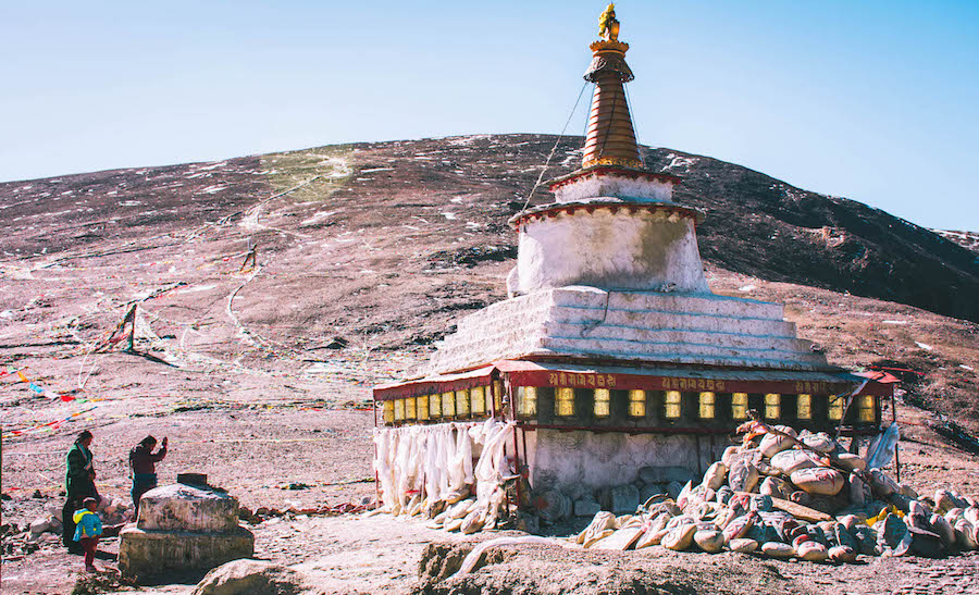 tempel tibet backpacken tim