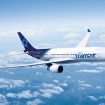 vliegtuig Air Transat in de lucht