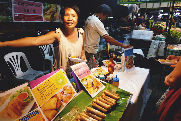 wat te doen in Chiang Mai streetfood