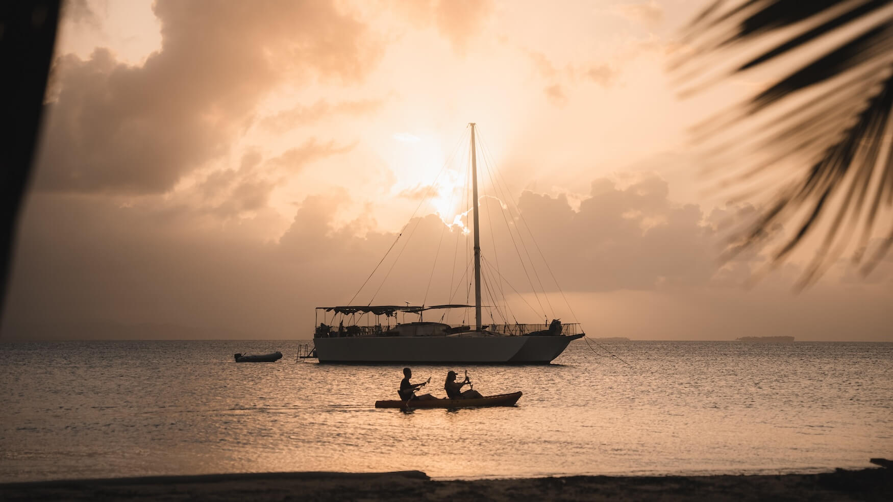 zeilboot San Blas tour bij zonsondergang